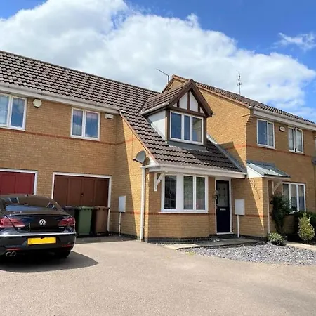 Charming Home In Wellingborough Exterior foto